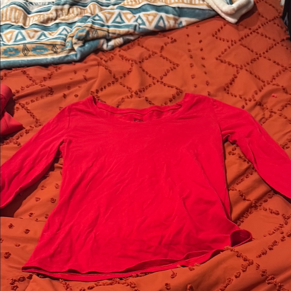 No Boundaries Red Fitted 3/4 Sleeve Blouse